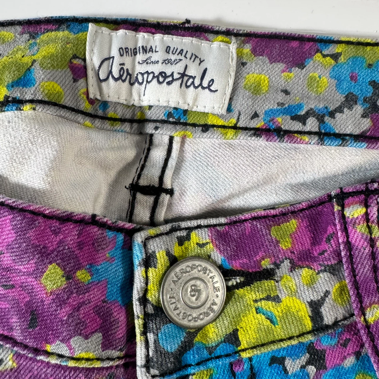 Aeropostale Floral Print Jeans waist 28" - photo 2