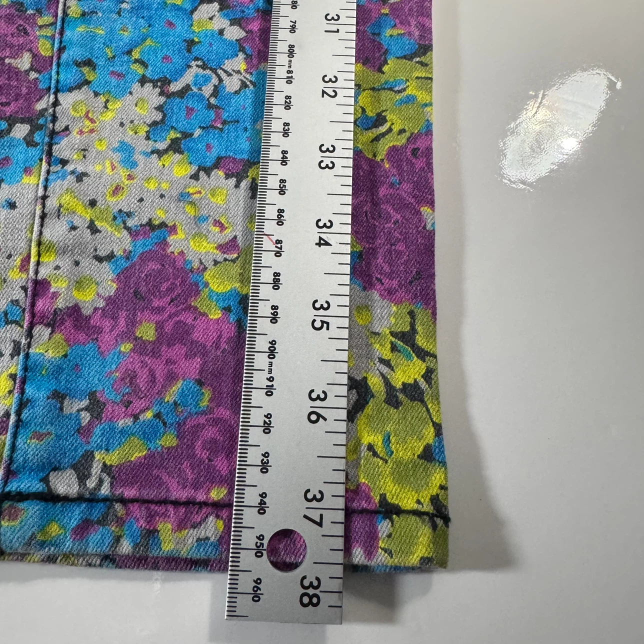 Aeropostale Floral Print Jeans waist 28" - photo 5