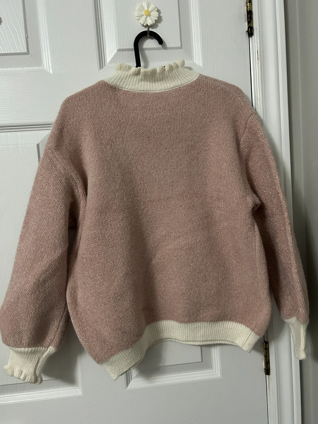 Pink Sweater with Heart Pattern - photo 2