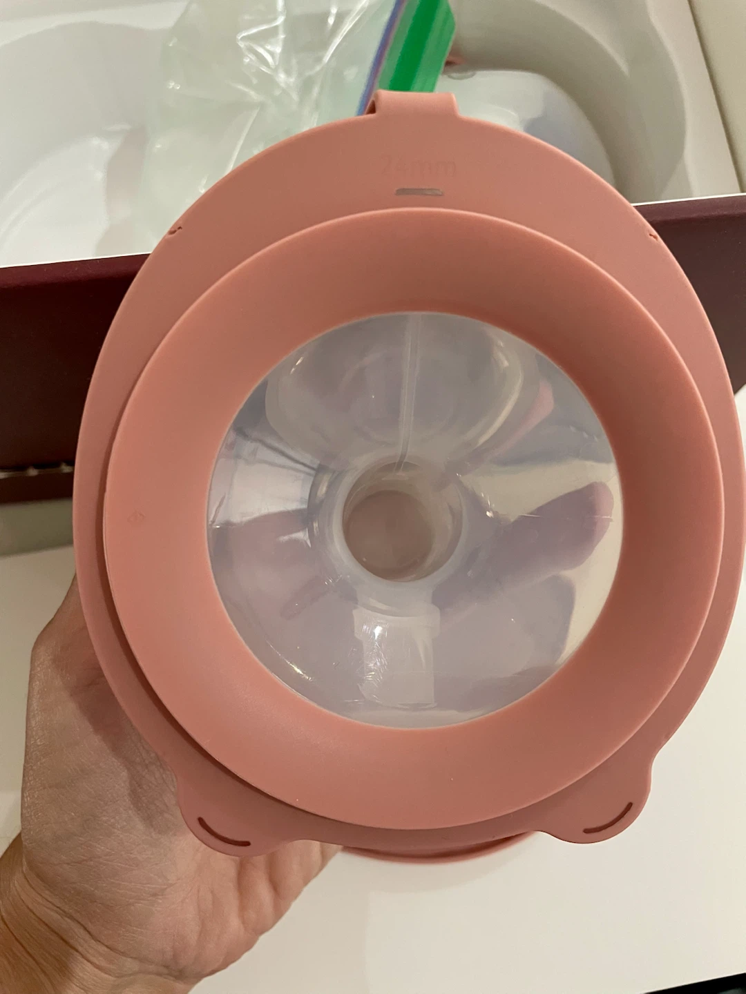 Momcozy V1 Pro Breast Pump - photo 3