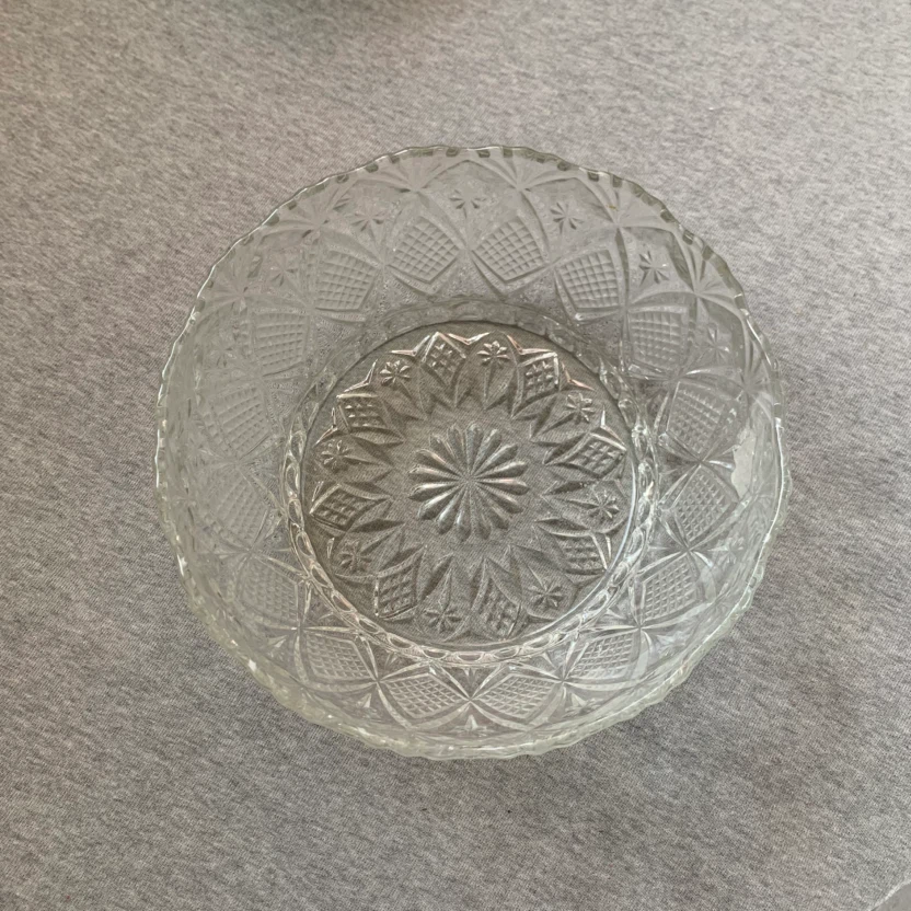 Clear Pressed Glass Serving Bowl 🏈