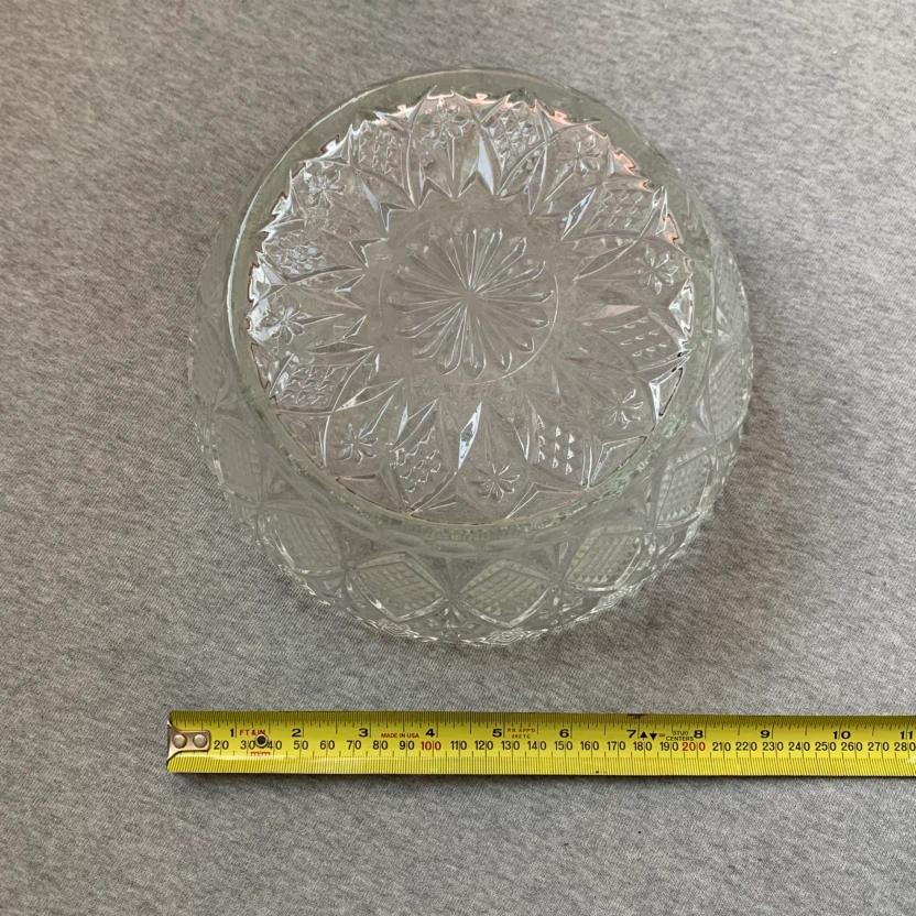 Clear Pressed Glass Serving Bowl 🏈 - photo 2
