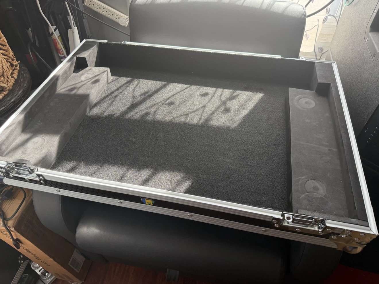 Headliner Los Angeles Flight Case Rane system one - photo 3