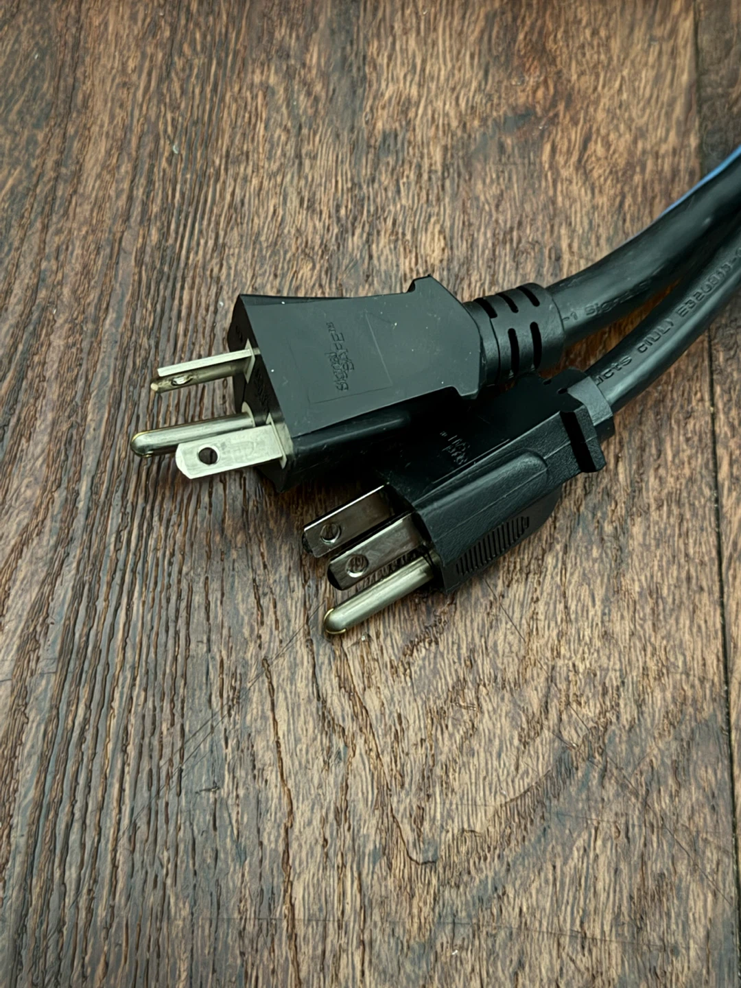 Middle Atlantic Rackmount Power Centers (Set of 2) - photo 5