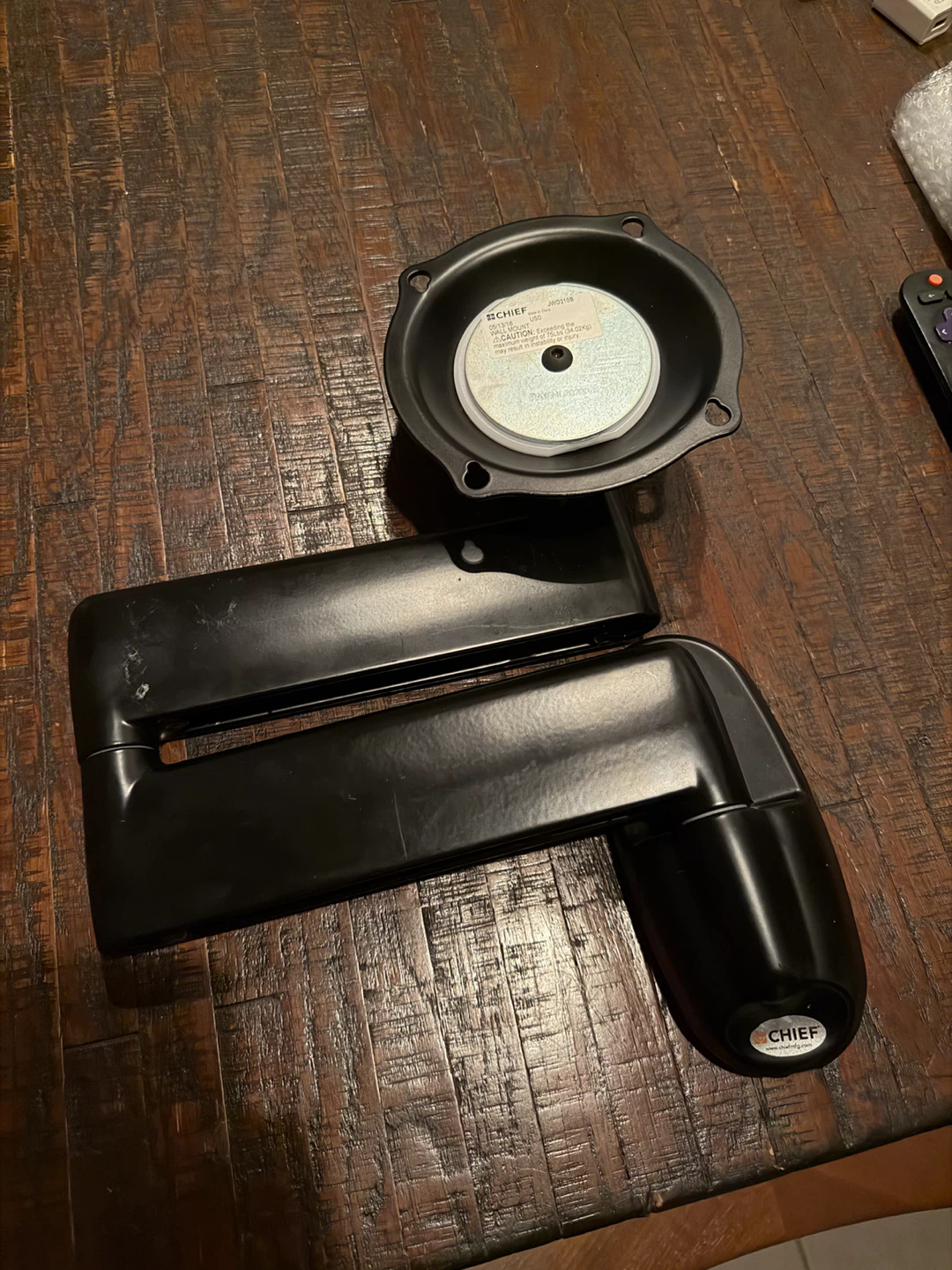 Chief JWD210B Articulating Wall Mount - photo 2