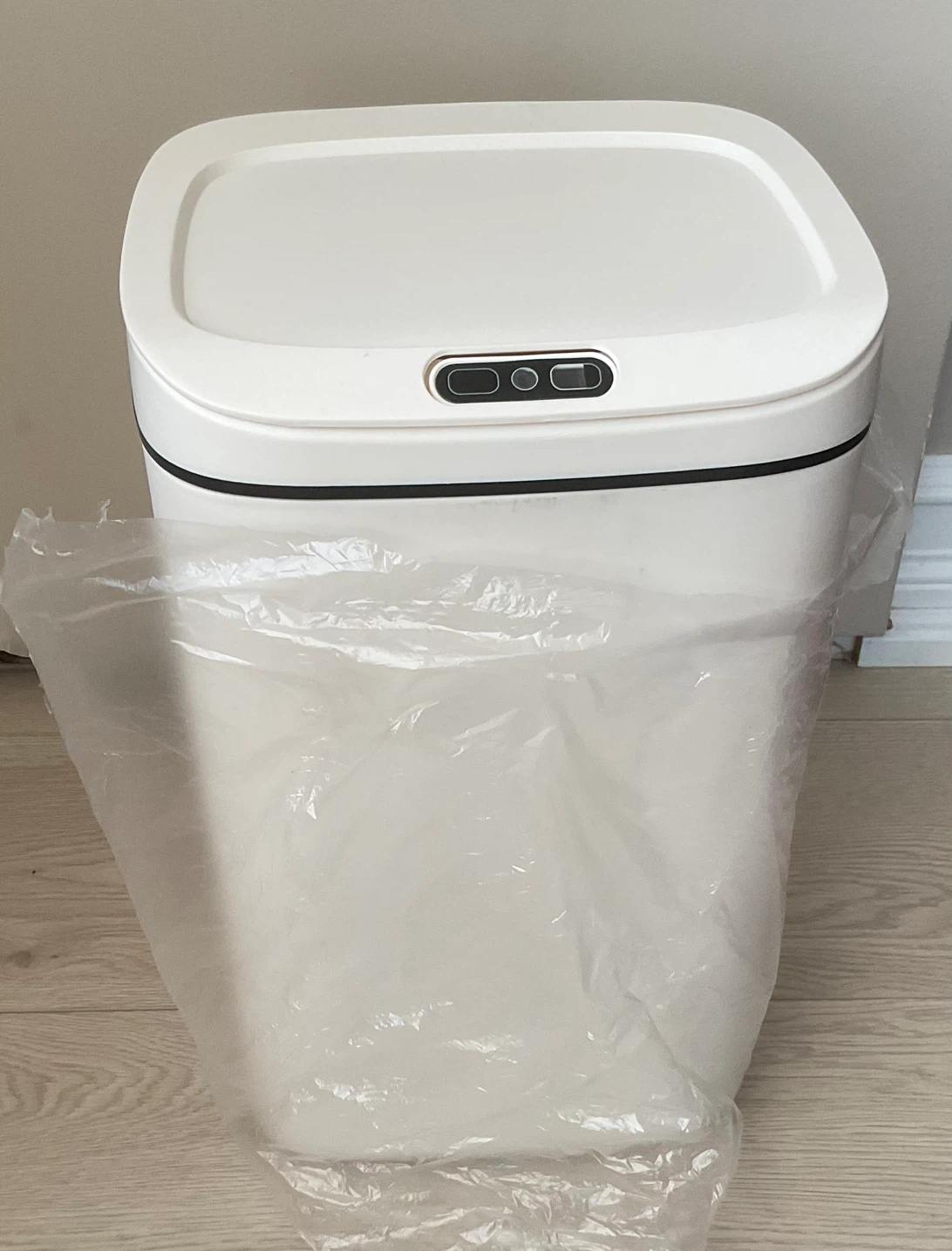 Automatic Sensor Trash Can
