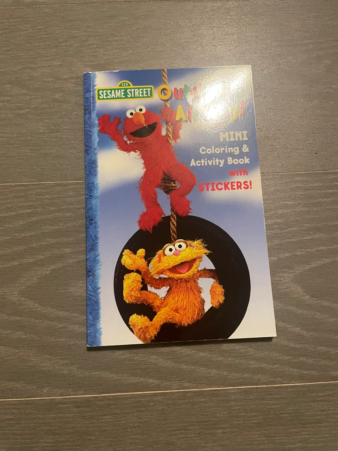 🏈Sesame Street Mini Coloring & Activity Book with Stickers