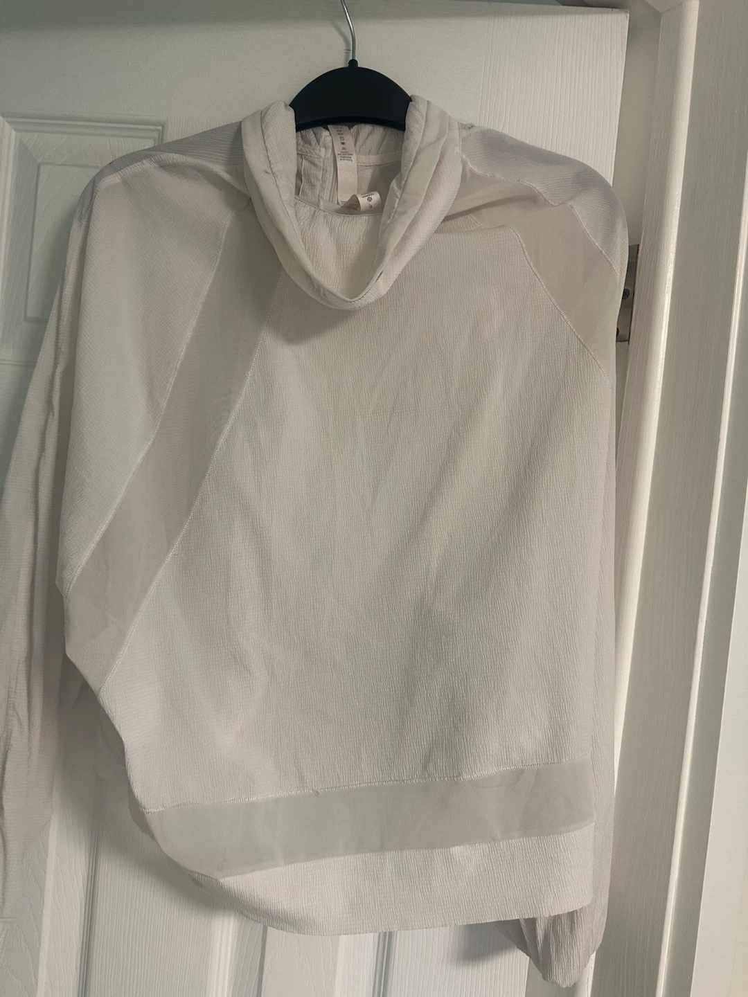 Lululemon White Zip-Up Hoodie - photo 4