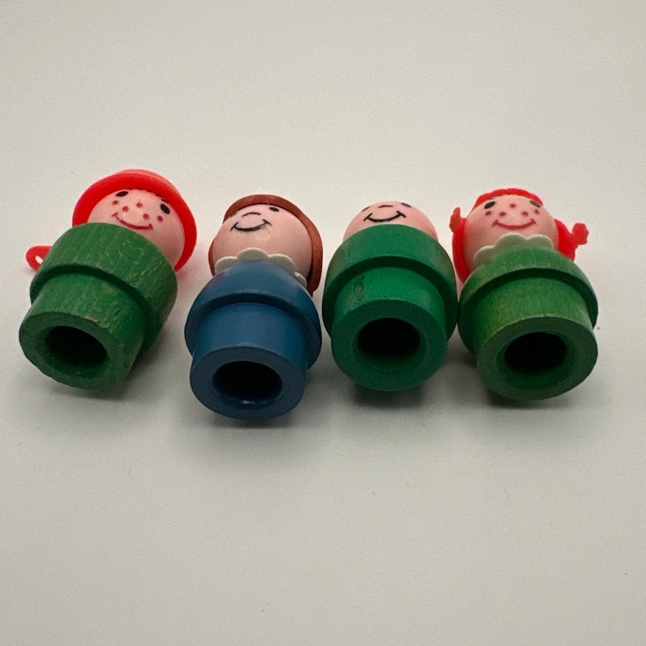 Vintage Fisher-Price Little People Figures - photo 3