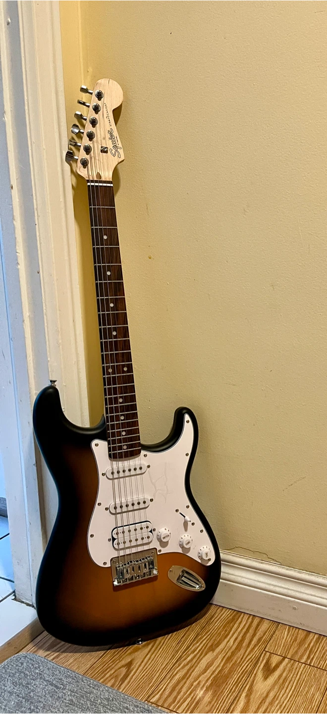 Squier by Fender Stratocaster Electric Guitar