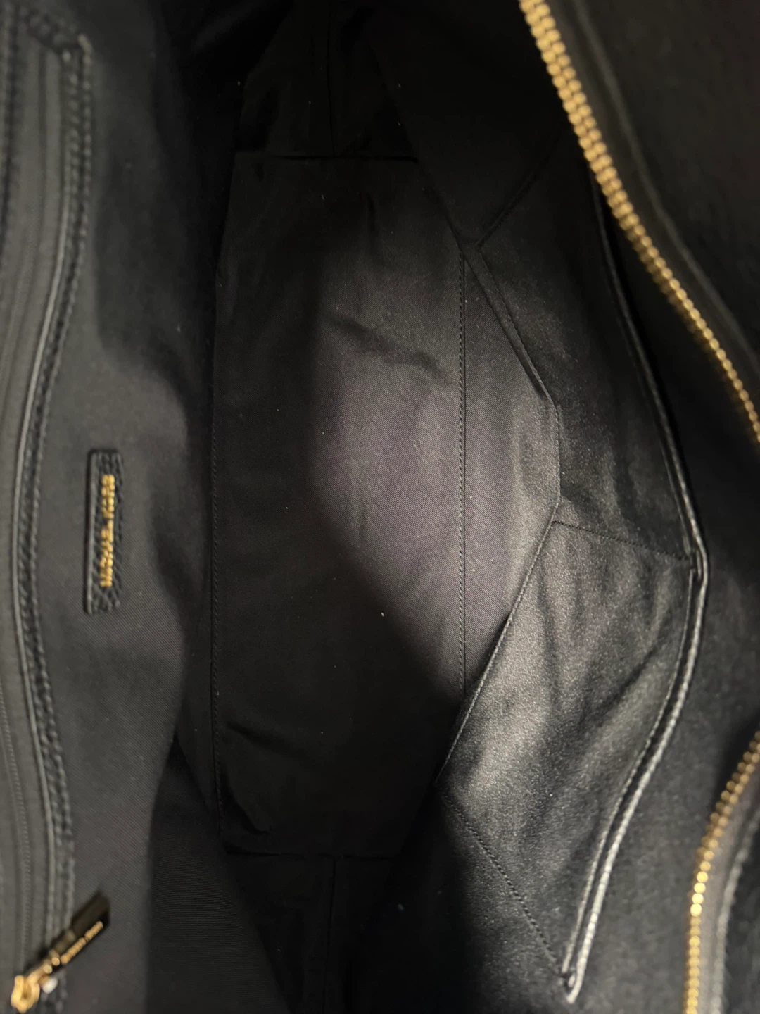 Michael Kors Black Tote Bag - photo 5