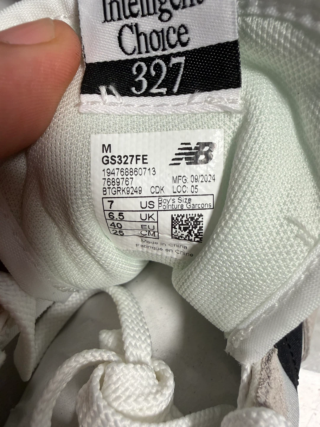 New Balance 327 GS327FE Sneakers y7/w8.5 - photo 5