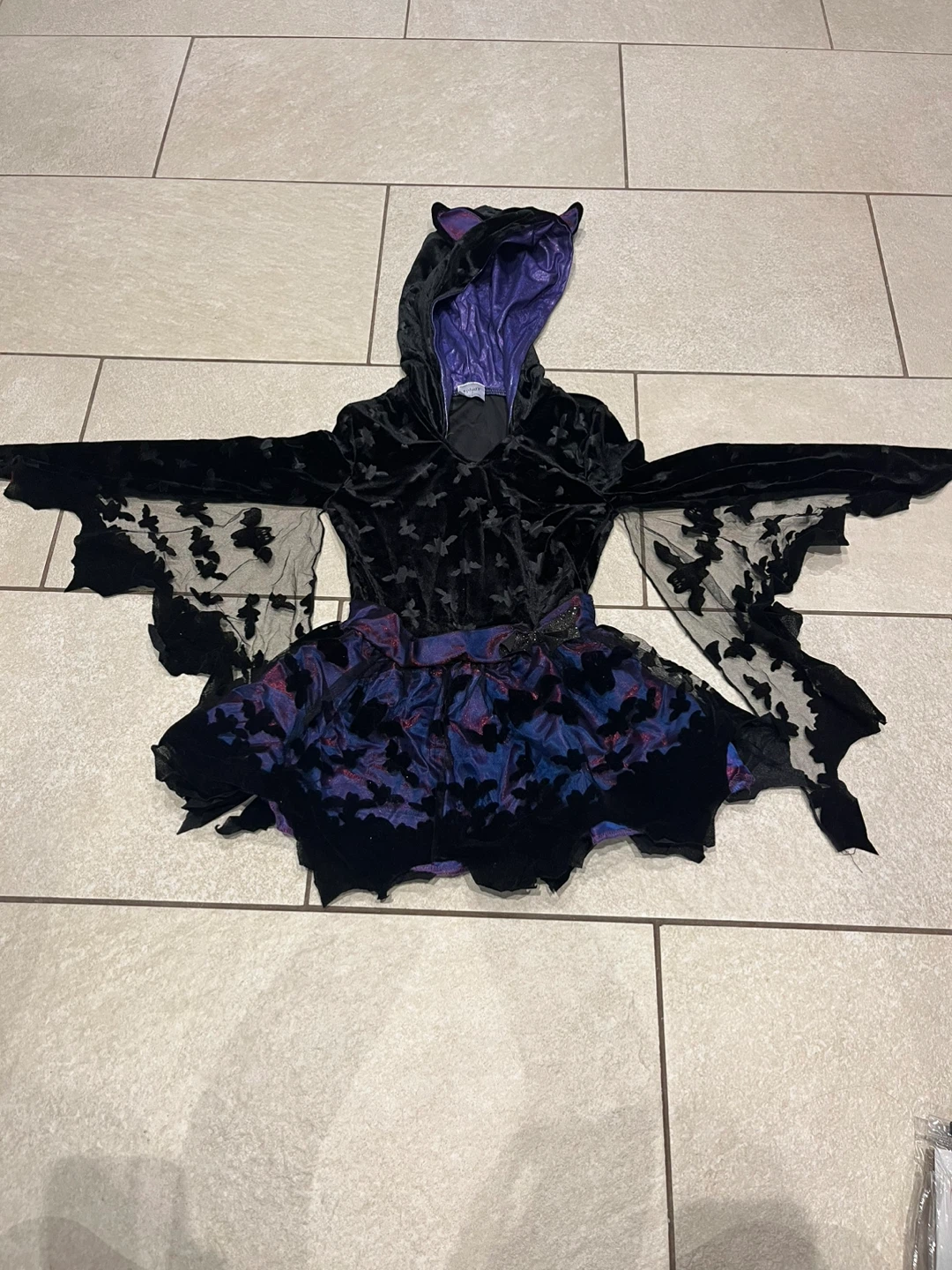 Spirit Halloween Beautiful Bat Costume Size Small - photo 3