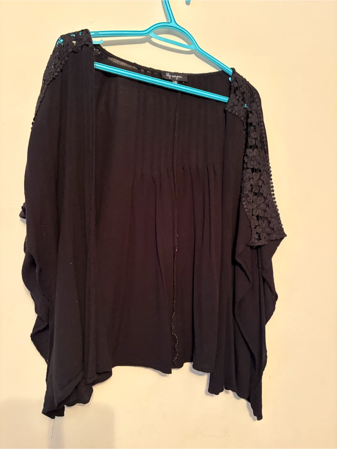 Lily Morgan Black Lace Kimono 🏈