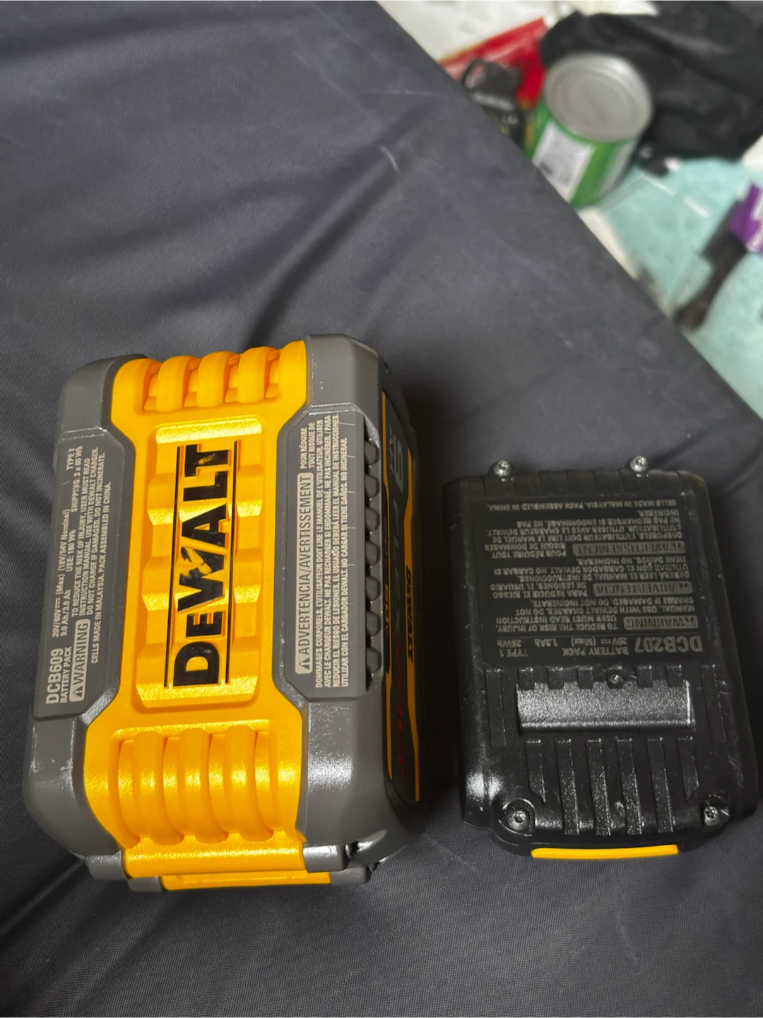 DEWALT FLEXVOLT 9Ah Battery and 1.5AH battery - photo 5