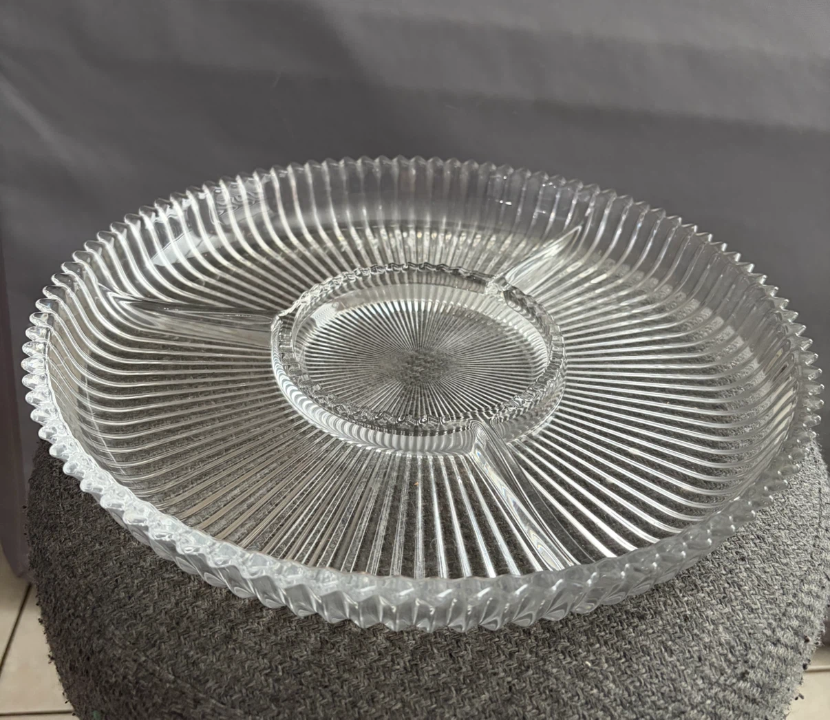 🏈  Vintage Clear Glass Divided Serving Tray
