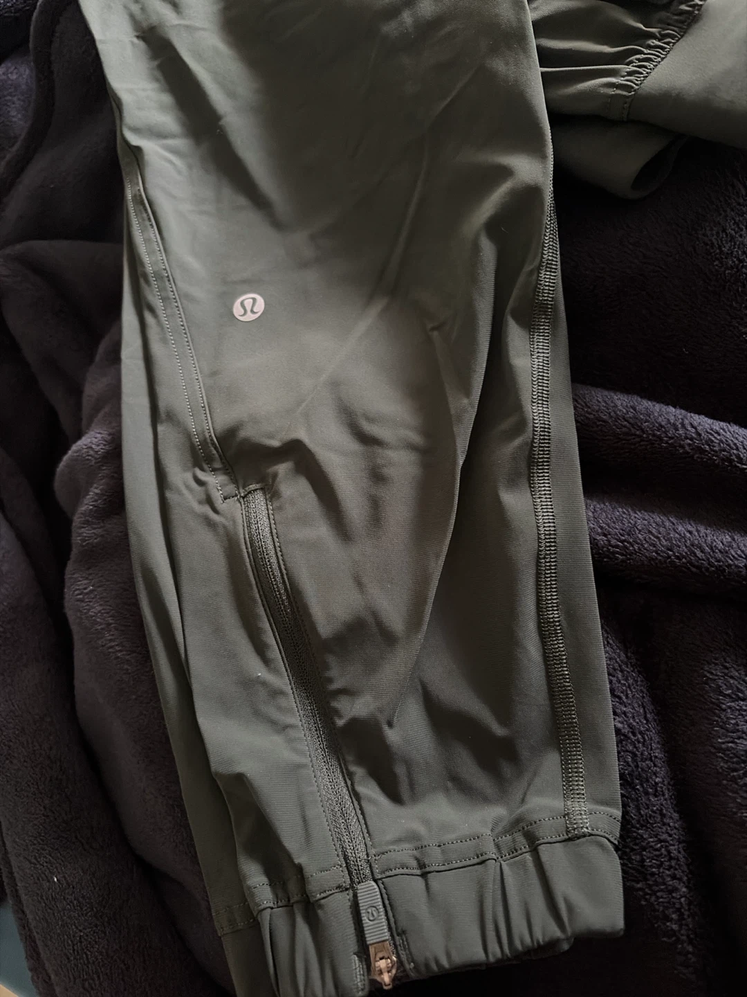 Lululemon adapted steady state jogger
