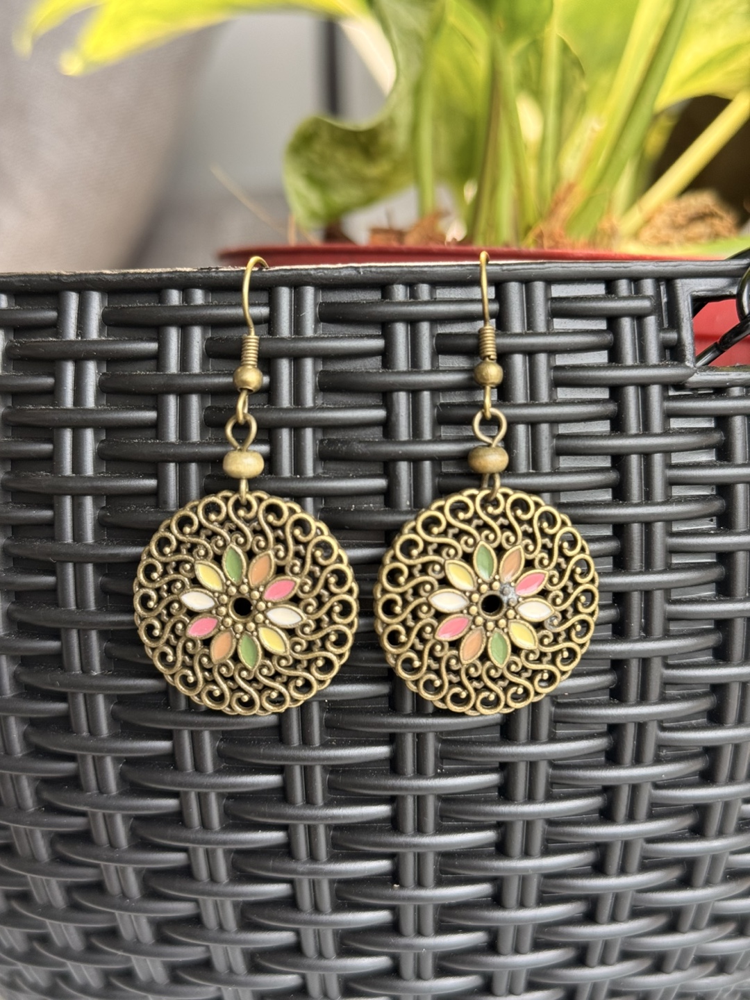 Vintage-Style Floral Filigree Drop Earrings 🌼 | NEW - photo 2