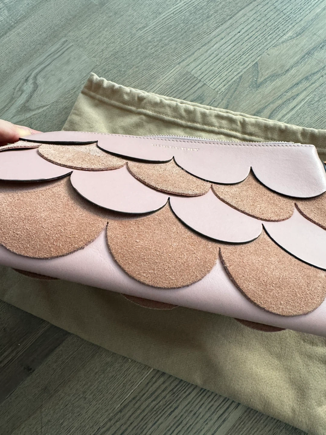 Authentic Burberry Pink Suede Leather Clutch - photo 5