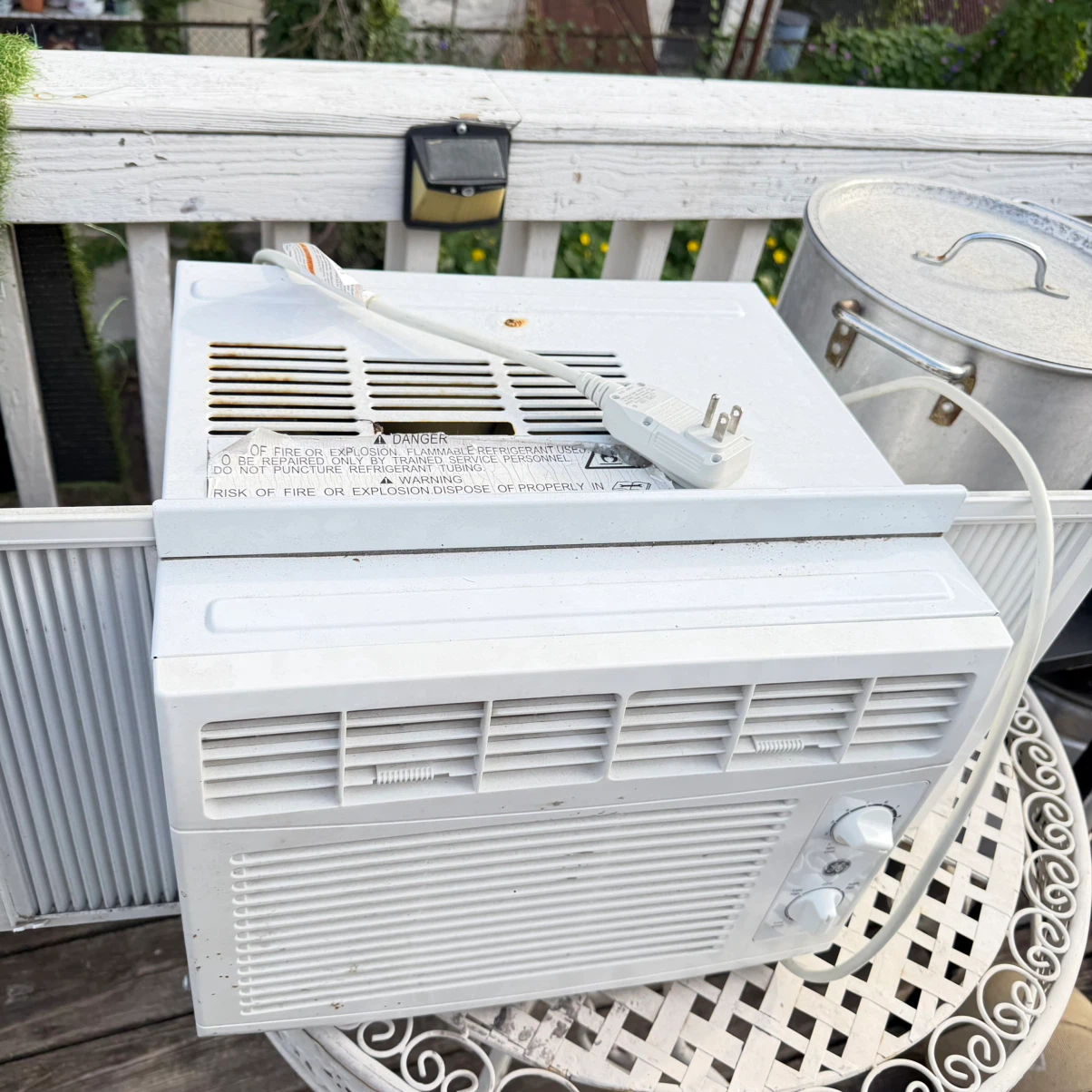 GE Window Air Conditioner - photo 3
