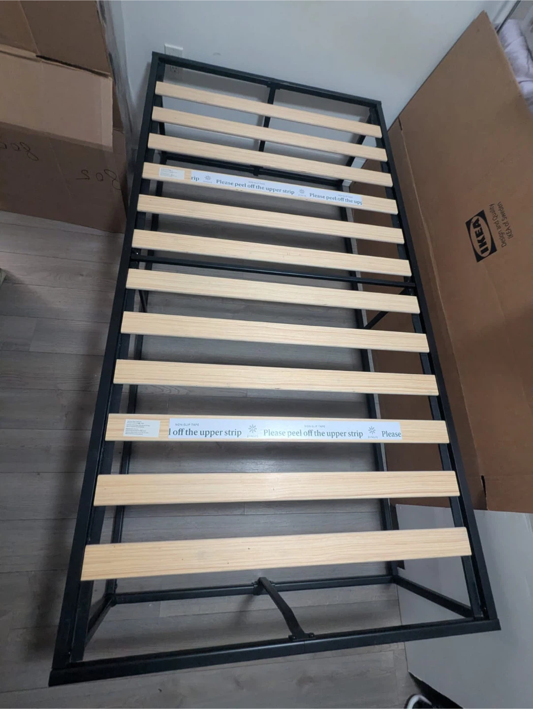Zinus 18-Inch Metal Twin Bed Frame (Tons of Underbed Storage!)