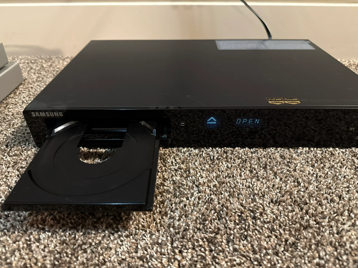 CD/DVD Players Bundle (+ Navigation system)