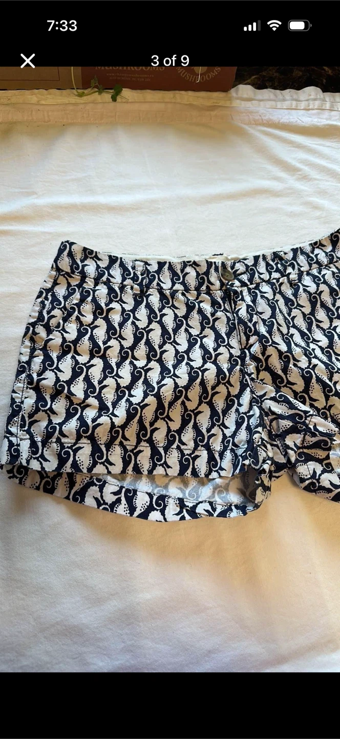 Old Navy SeaHorse Print Shorts - photo 3