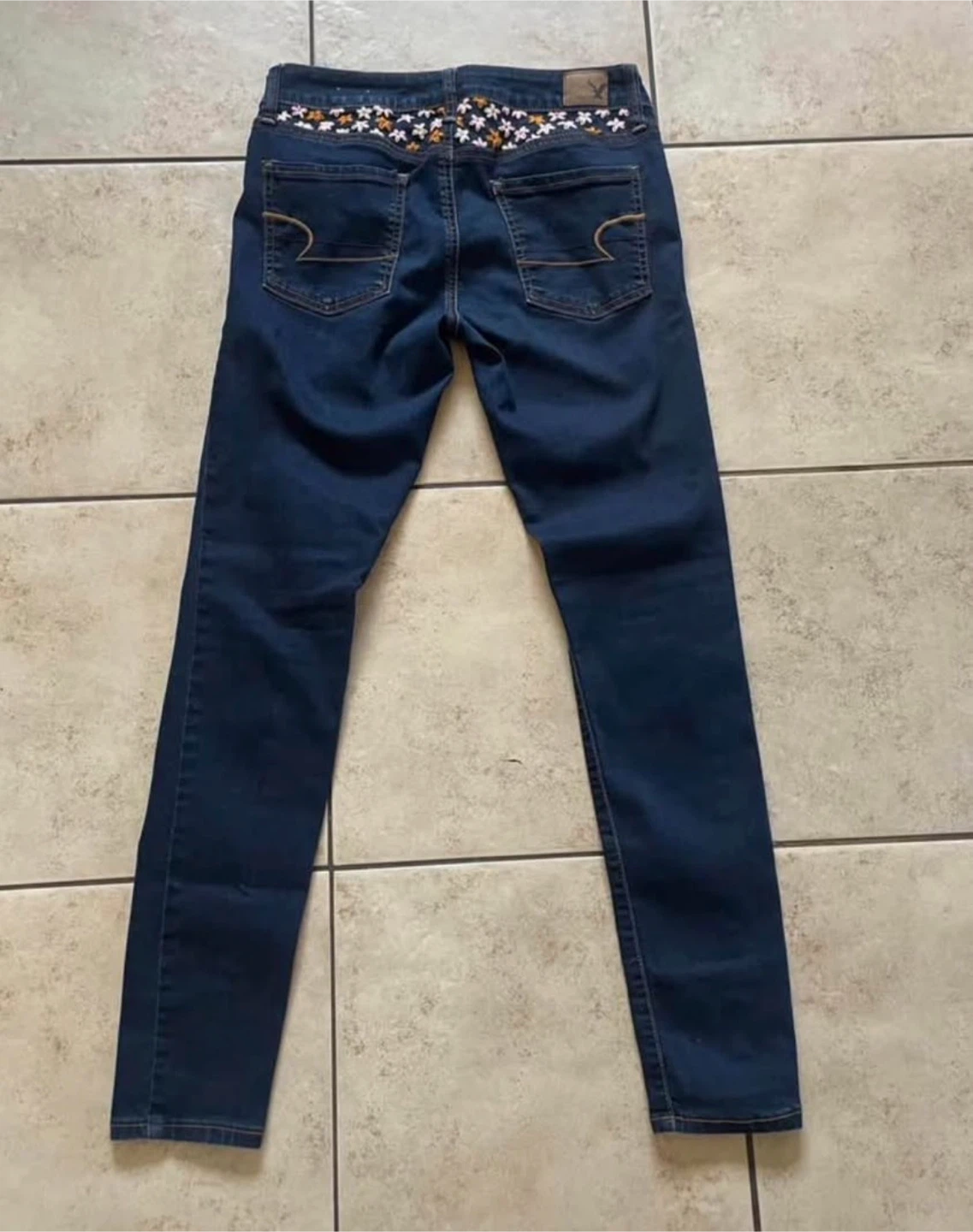 American Eagle Embroidered Jeans - photo 2