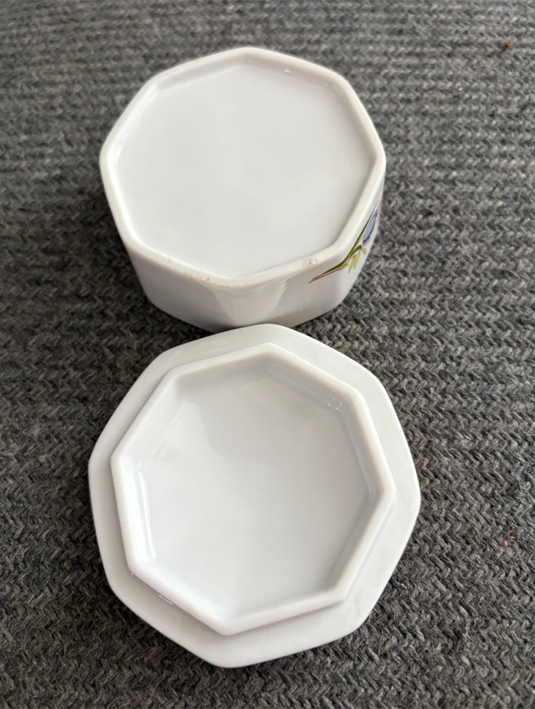 🏈  Floral Porcelain Trinket Box - photo 2