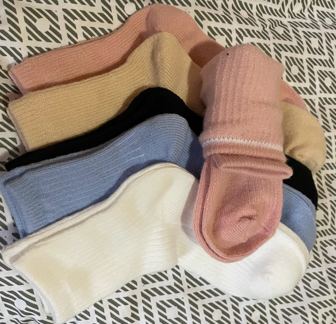 6 Fluffy Soft Calf Ribbed Socks