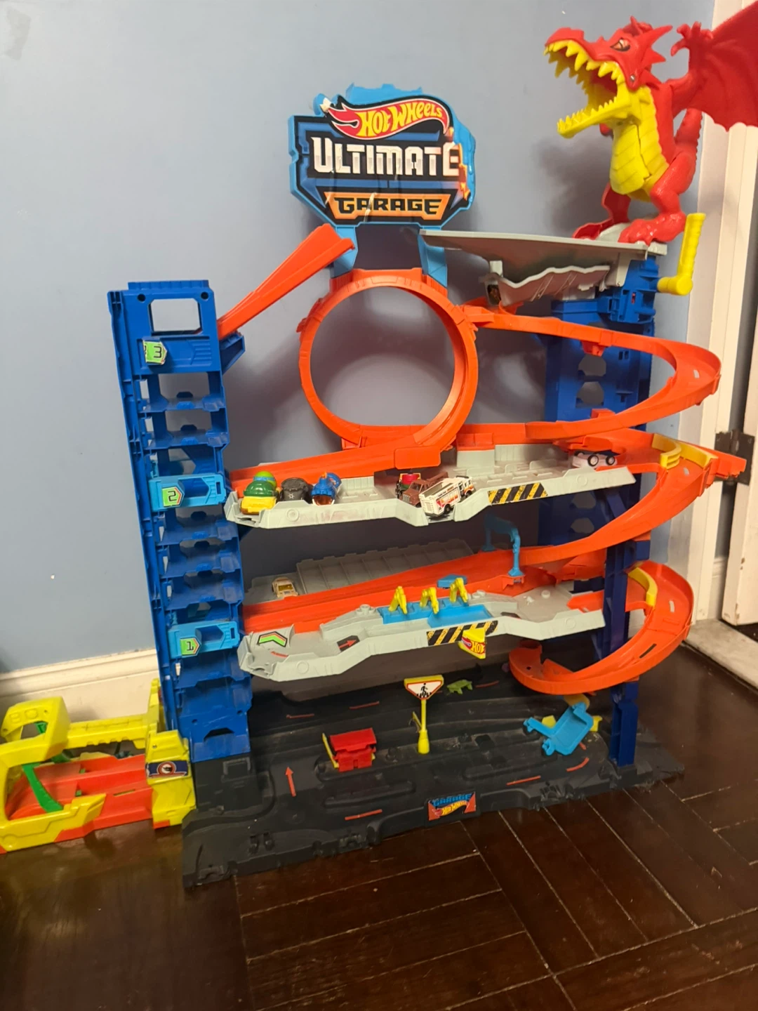 Hot Wheels Ultimate Garage Play Set - photo 3