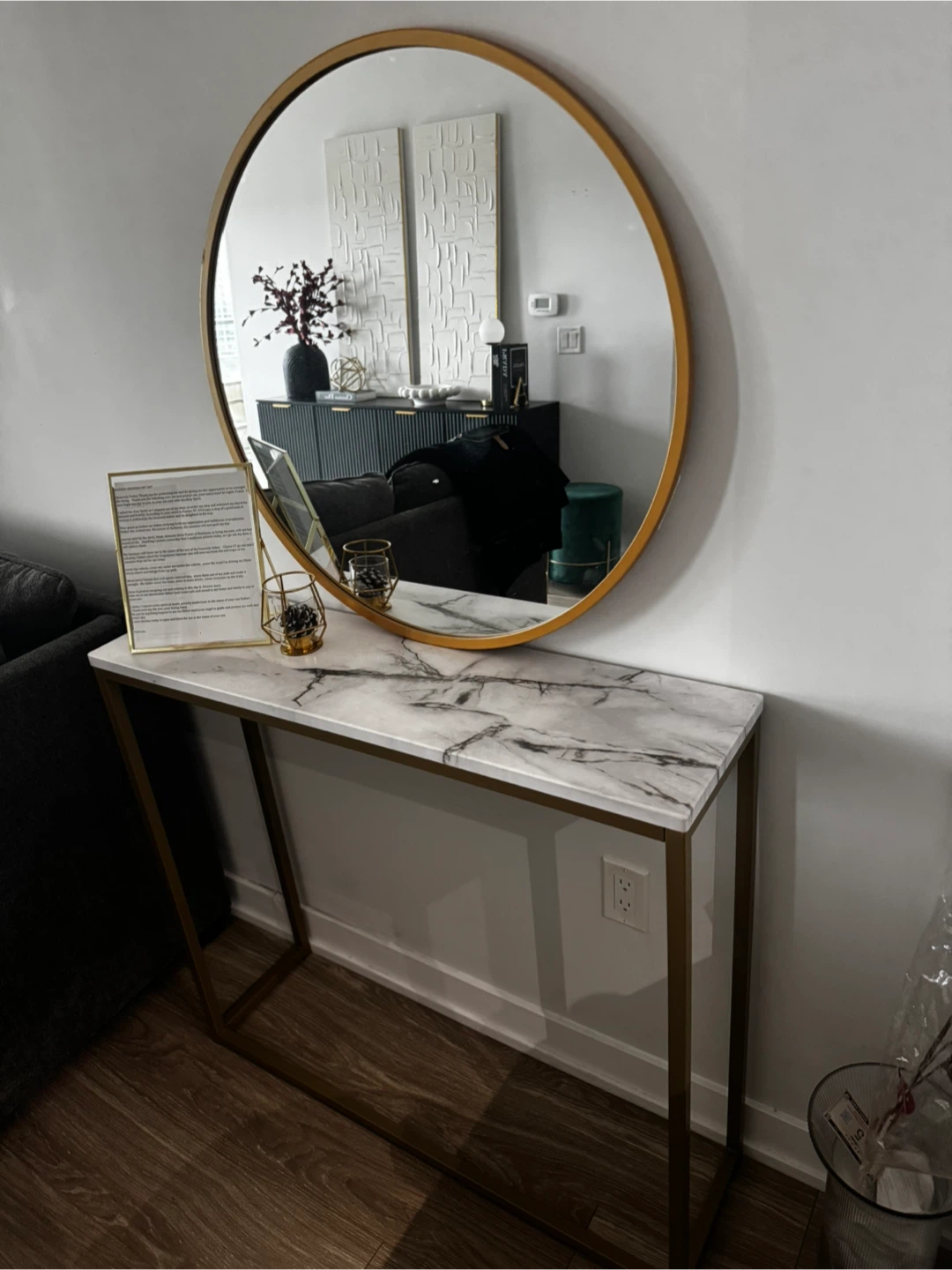 Marble Console Table and Gold Round Mirror - photo 3