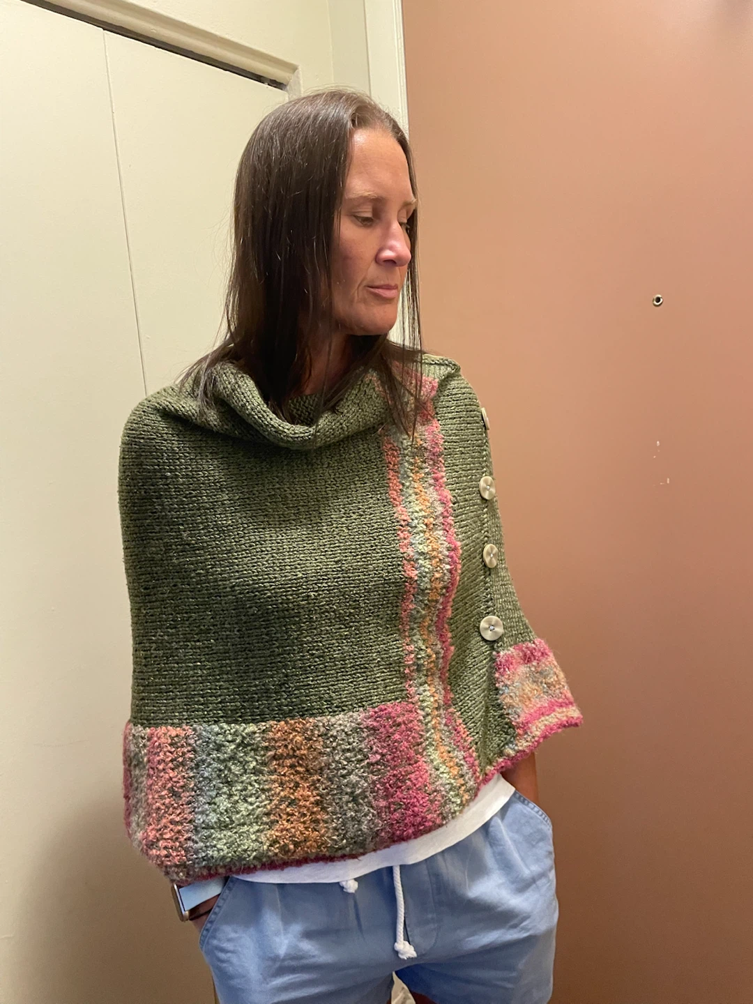Knitted Button-Up Poncho - photo 4
