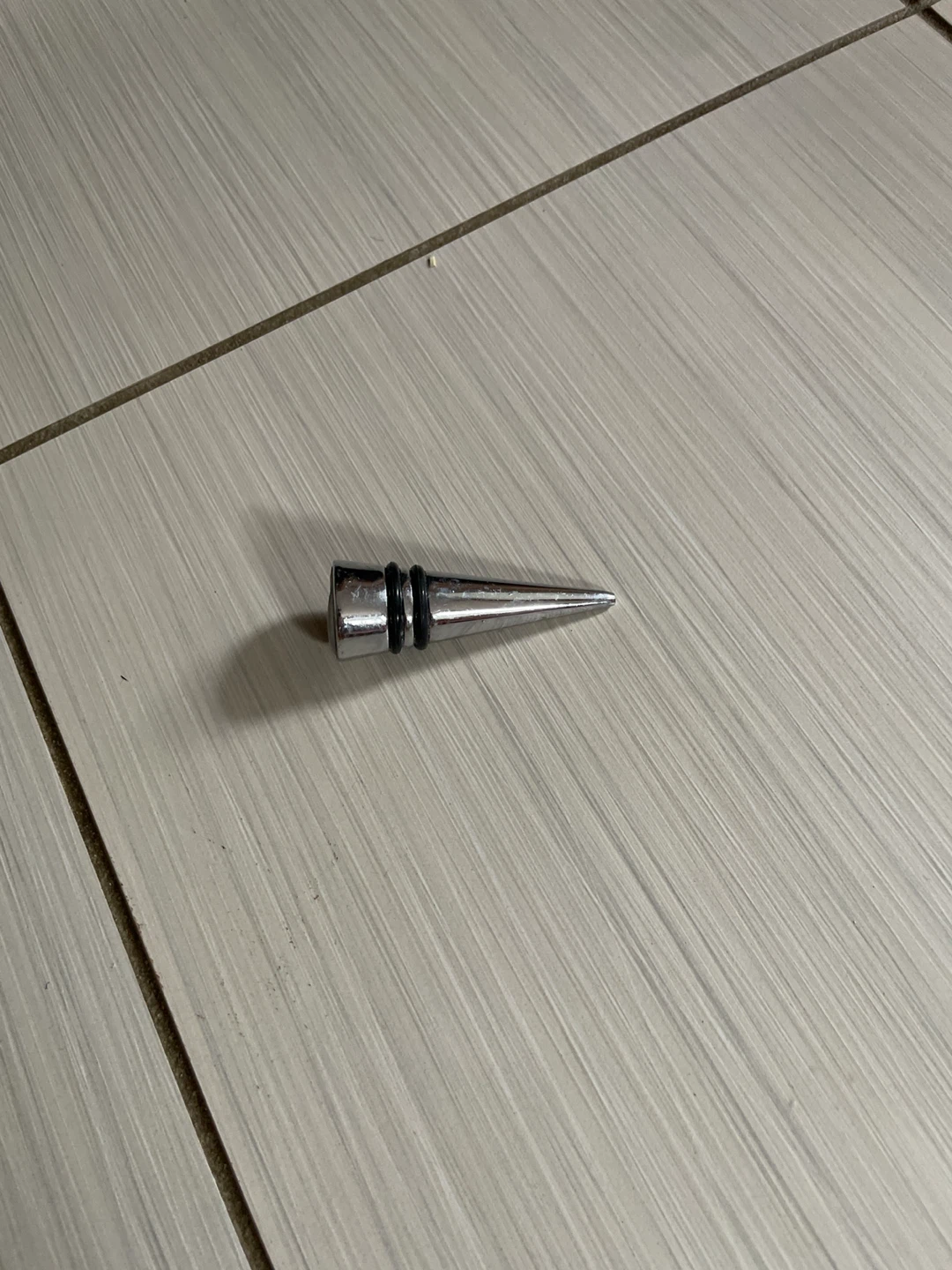 🏈Chrome Wine Bottle Stopper