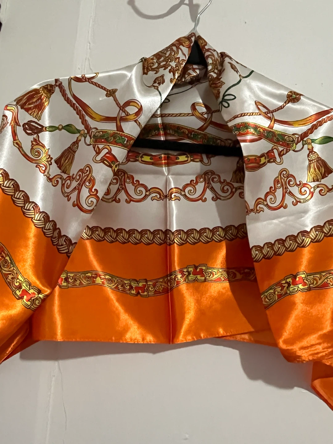 NEW !Orange and White Patterned Silk Scarf🏈 - photo 2