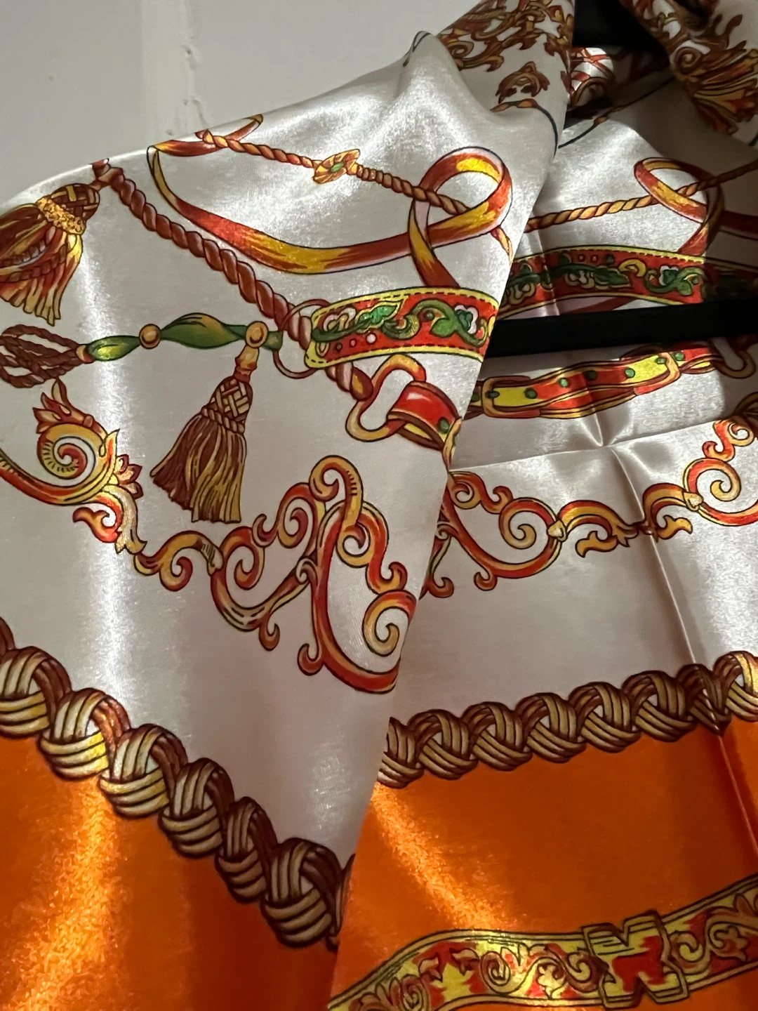 NEW !Orange and White Patterned Silk Scarf🏈 - photo 3