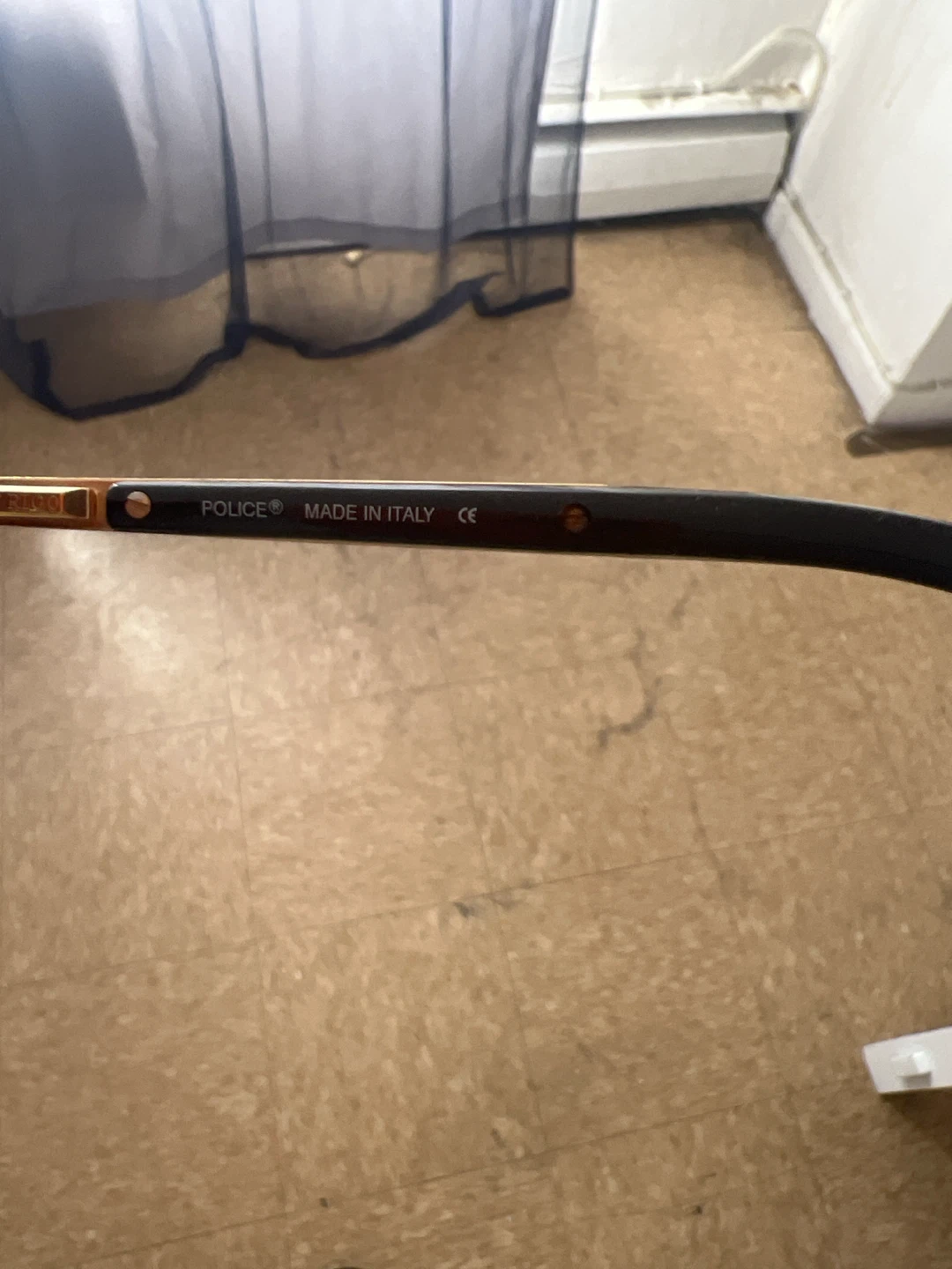Police 2460 Oval Sunglasses - photo 5