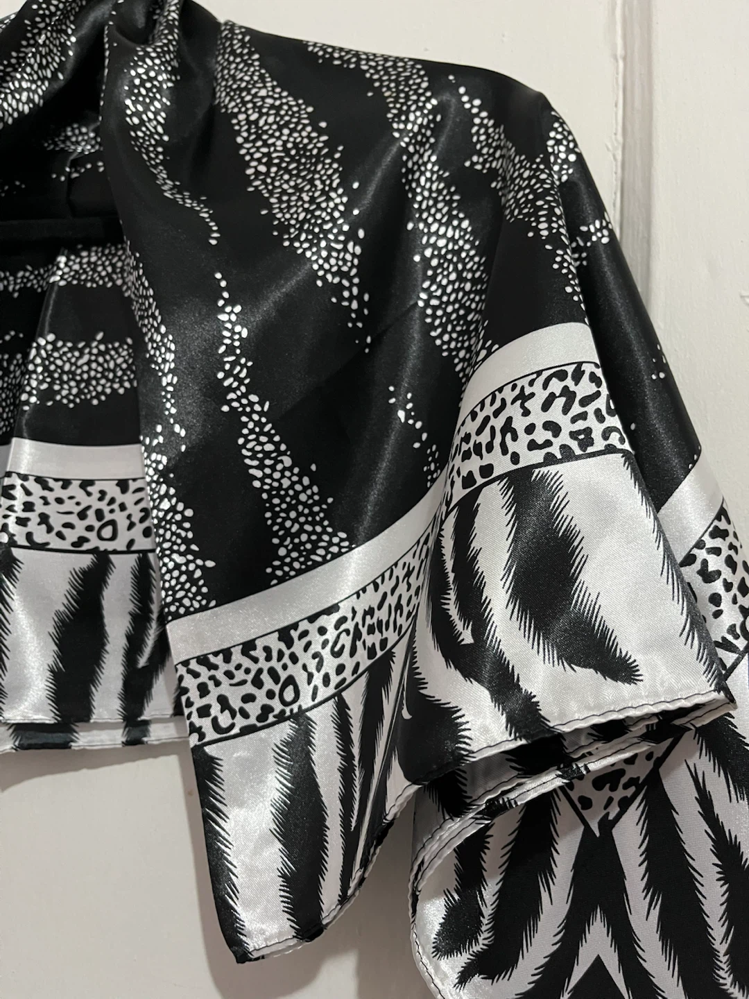NEW!! Black and White Animal Print Scarf🏈