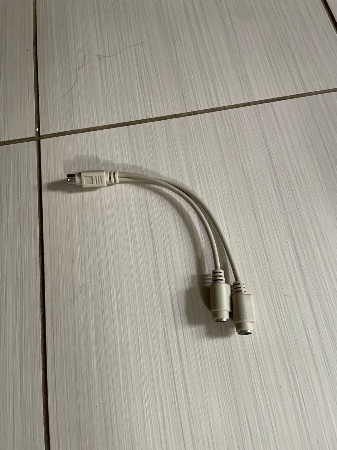 🏈PS/2 Y-Splitter Cable