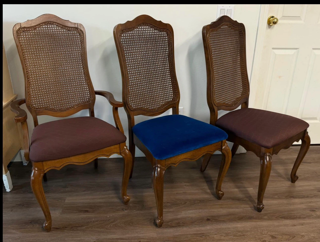 6 Vintage Cane Back Dining Chairs - photo 5