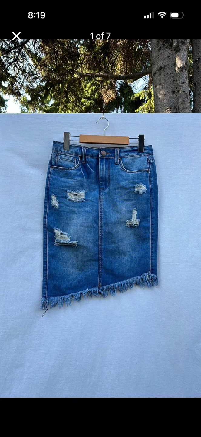 Seductions Sirens Distressed Jean Denim Skirt