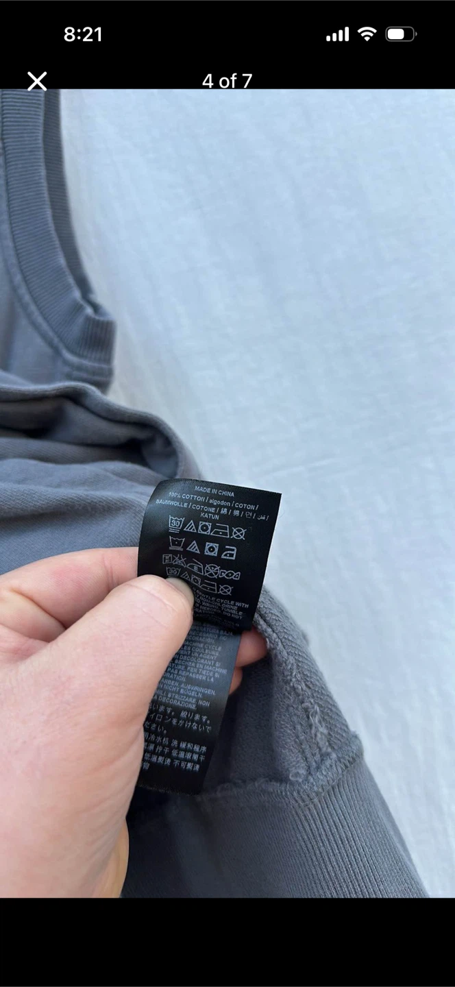 Guess Sleeveless Zip Up Sweater - photo 5