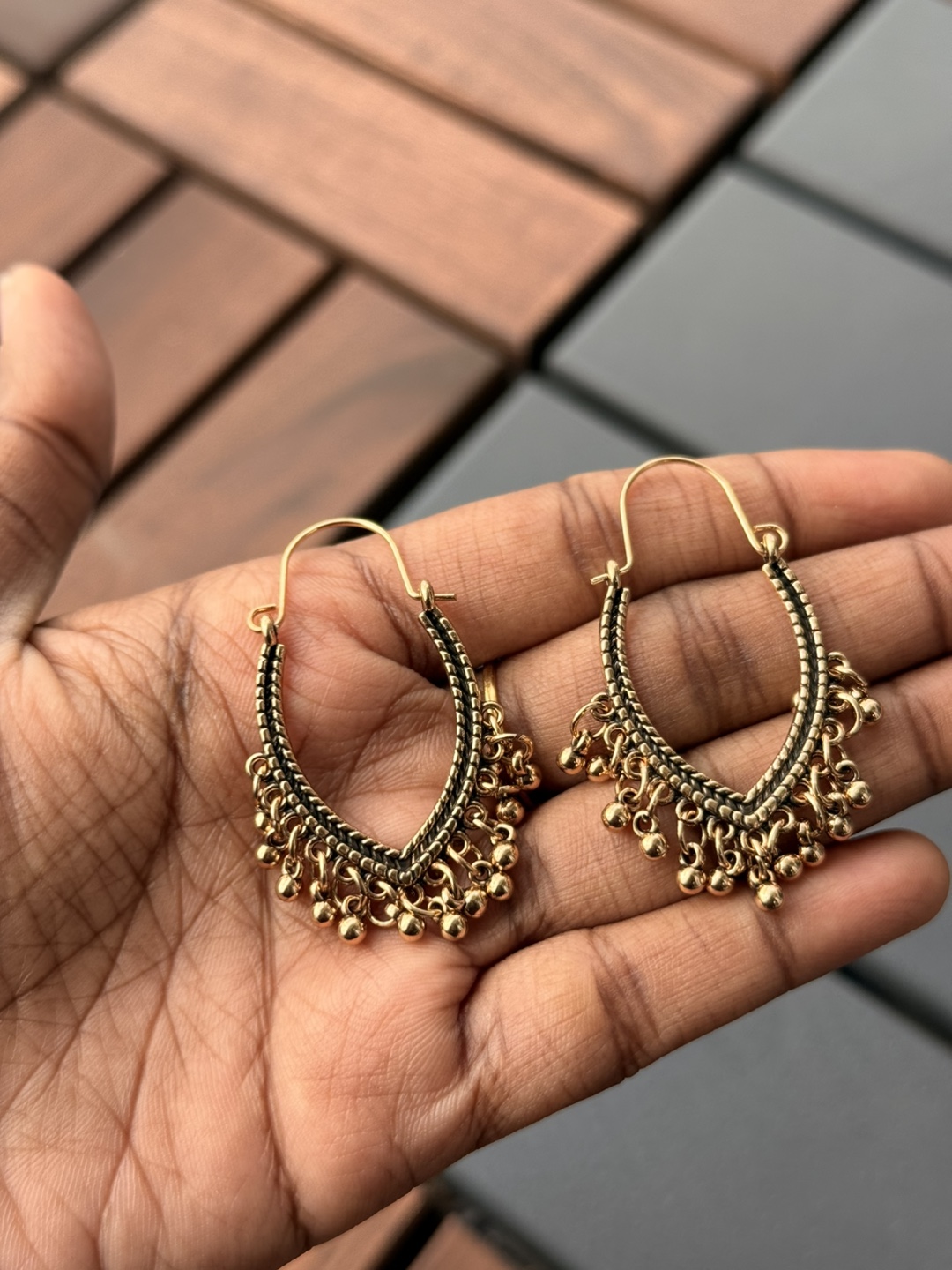Gold-toned dangling hoop earrings ✨ | NEW