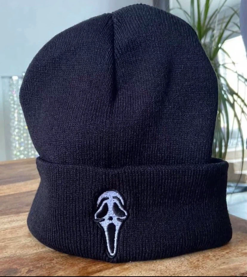 🏈 NEW Scream Ghostface Unisex Beanie Hat