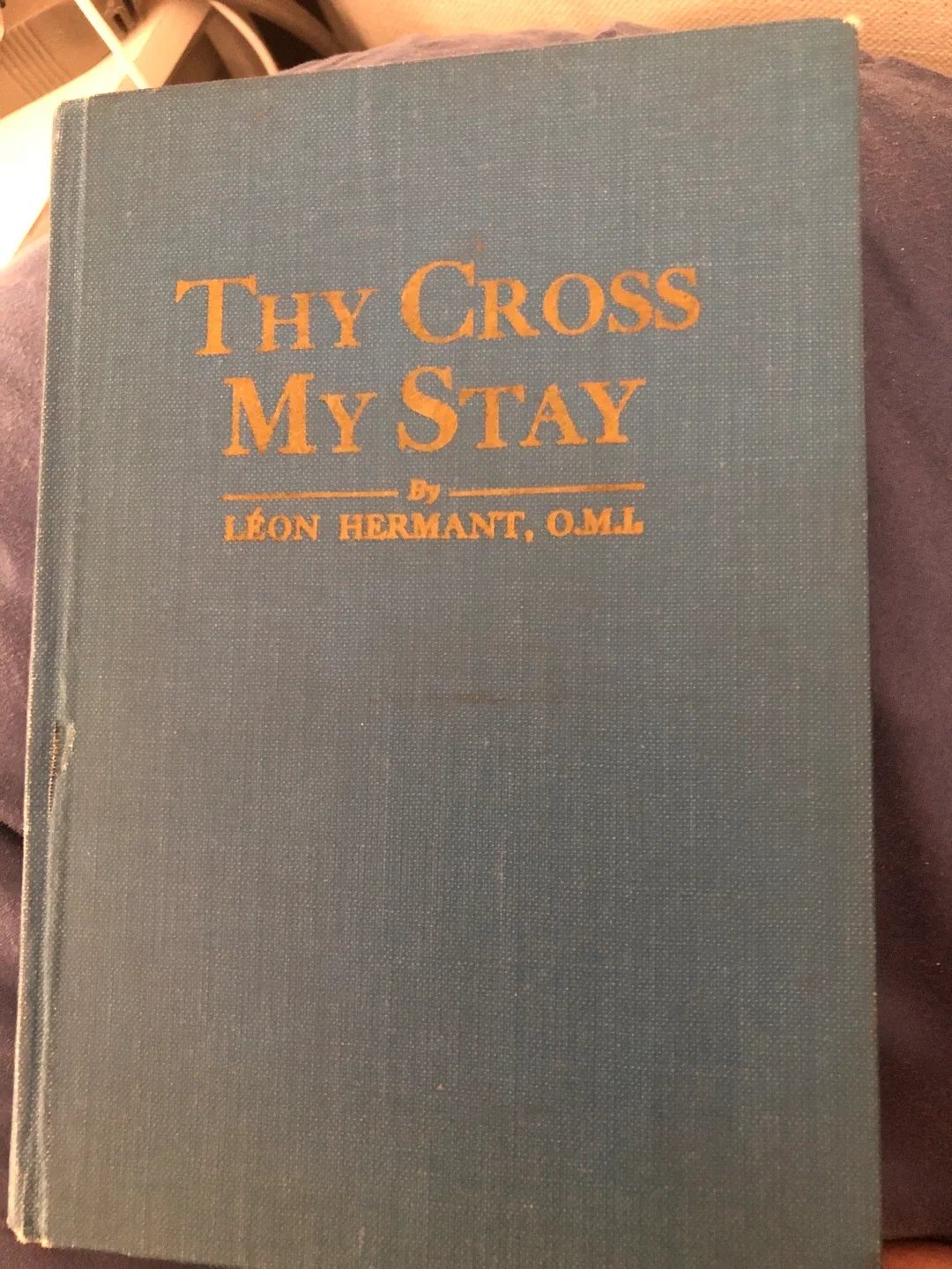 Antique: Thy Cross My Stay by Leon Hermant 🏈
