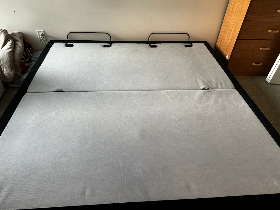 Leon's L2 Adjustable Bed Base