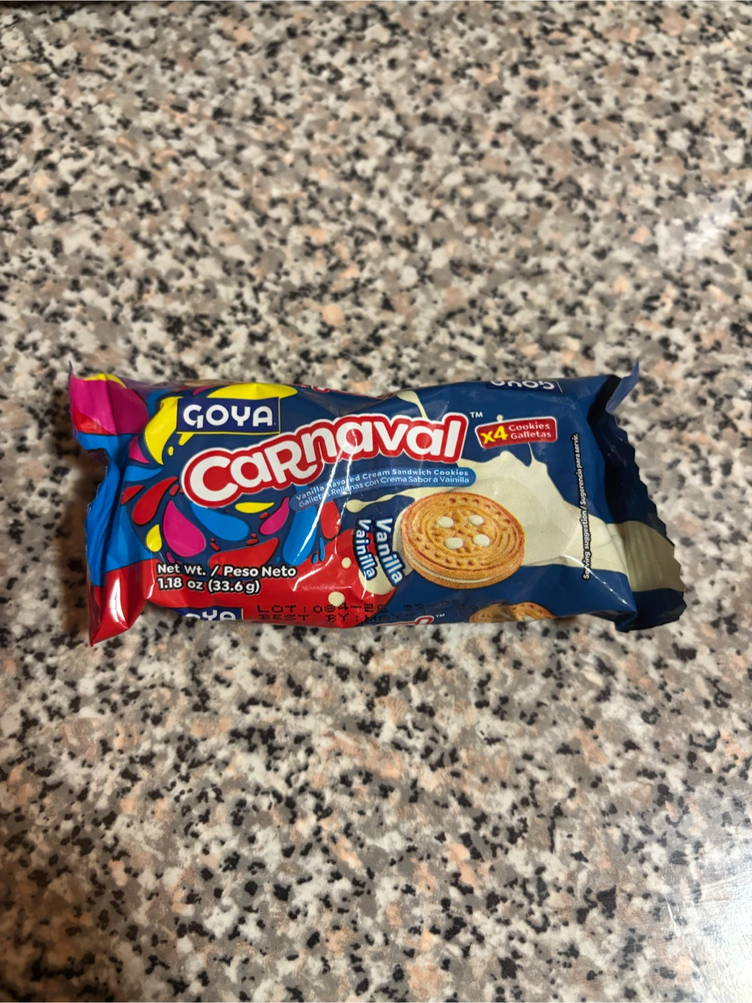 🏈Goya Carnaval Vanilla Sandwich Cookies