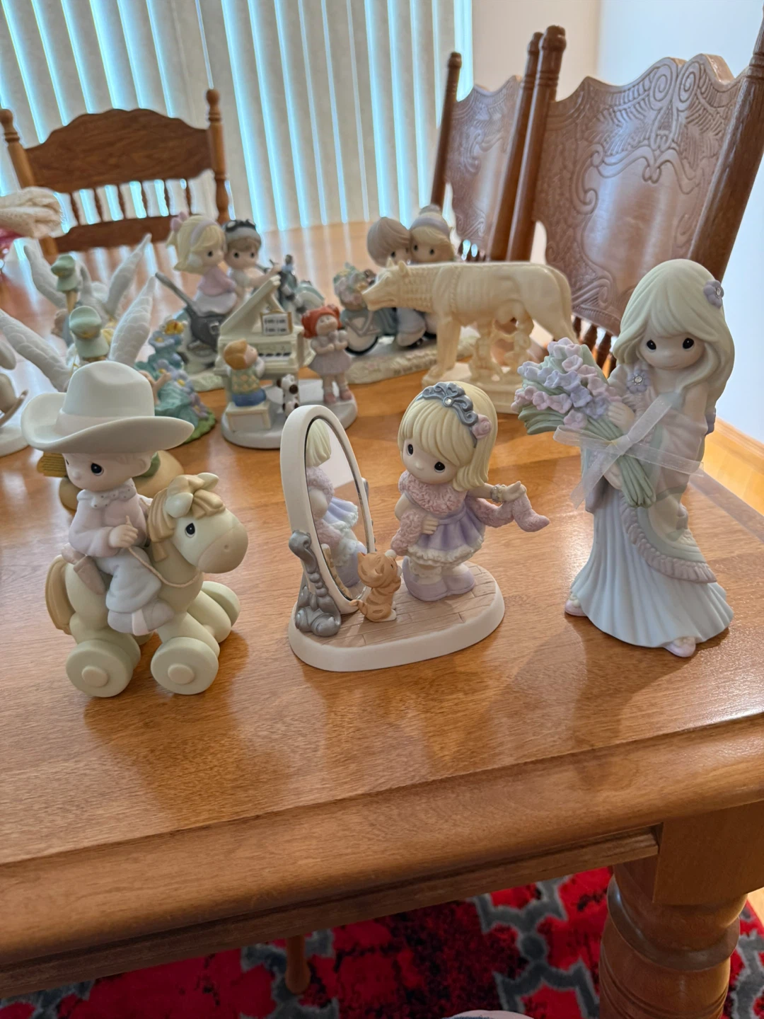 12 Precious Moments, 1 Pinocchio, 1 Romulus & Remus Figurine - photo 2
