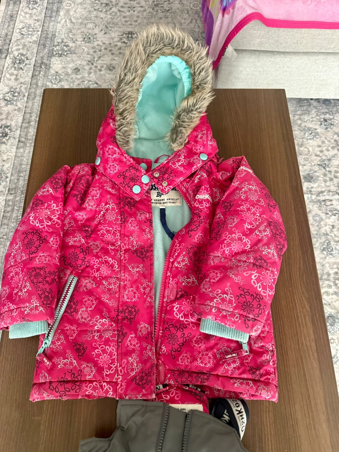 OshKosh B'gosh Toddler snow suit 2T