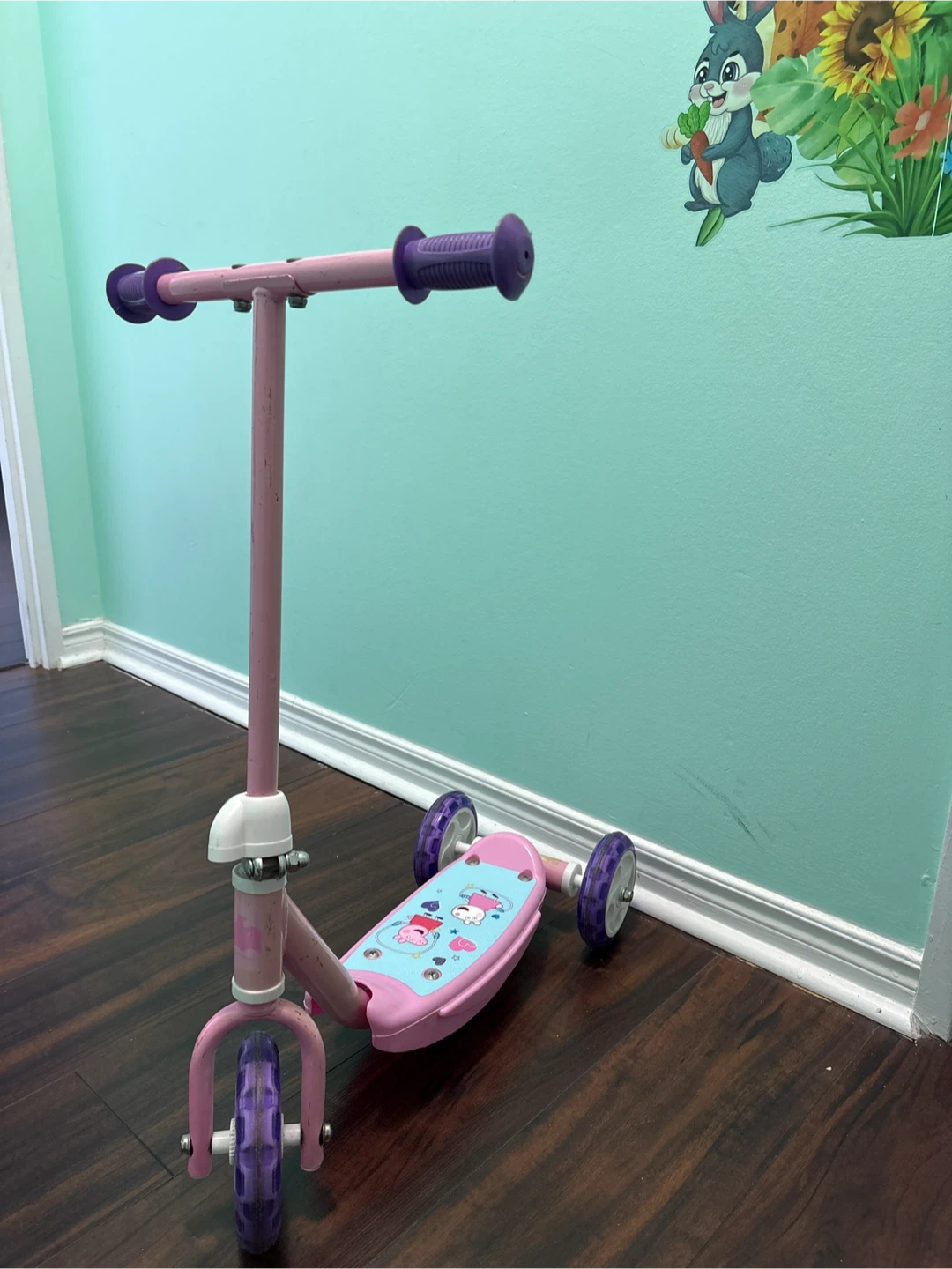 🏈 Peppa Pig Three-Wheeled Scooter - photo 2